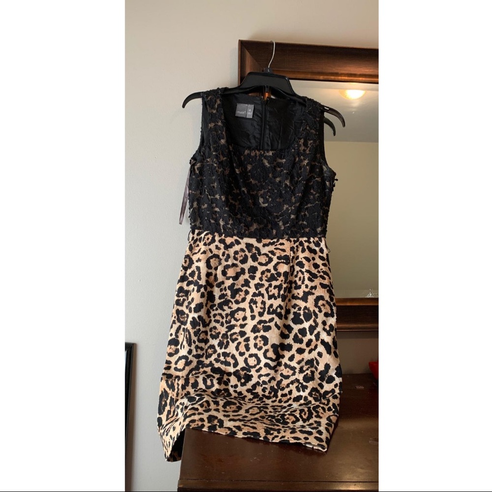 Women’s dress